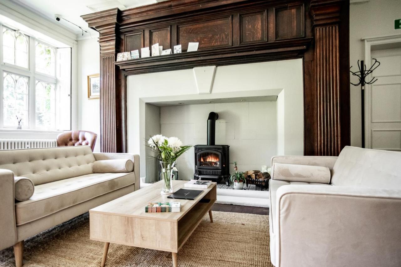 Woodborough Hall Εξωτερικό φωτογραφία